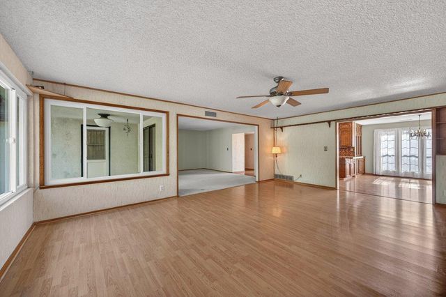 5719 N Sherman Avenue, Fresno, CA 93710