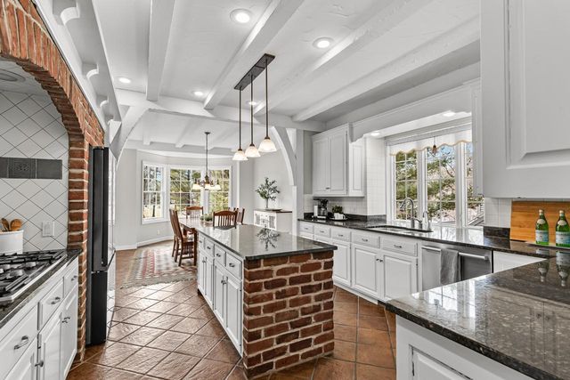 10797 Purdey Road, Eden Prairie, MN 55347