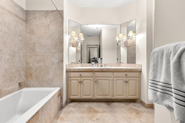 10797 Purdey Road, Eden Prairie, MN 55347