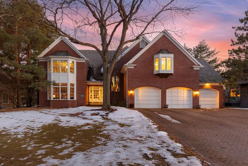 10797 Purdey Road, Eden Prairie, MN 55347