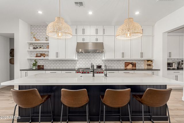 17546 W MONTPELIER Street, Surprise, AZ 85388