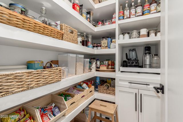 17546 W MONTPELIER Street, Surprise, AZ 85388