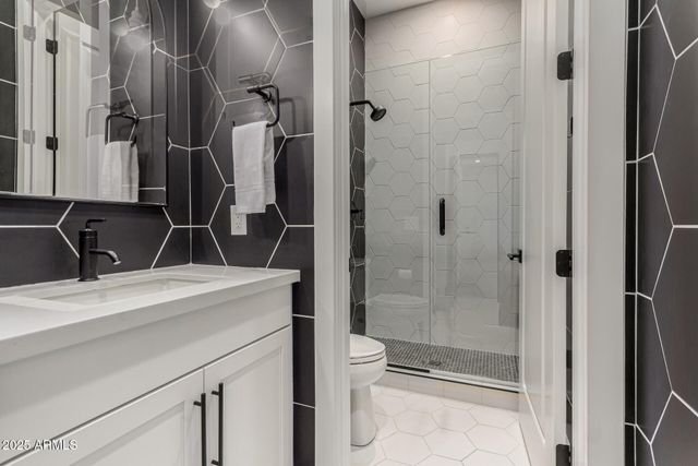 17546 W MONTPELIER Street, Surprise, AZ 85388