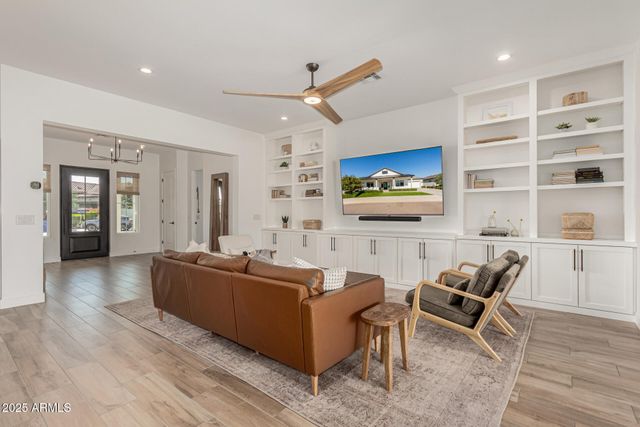 17546 W MONTPELIER Street, Surprise, AZ 85388