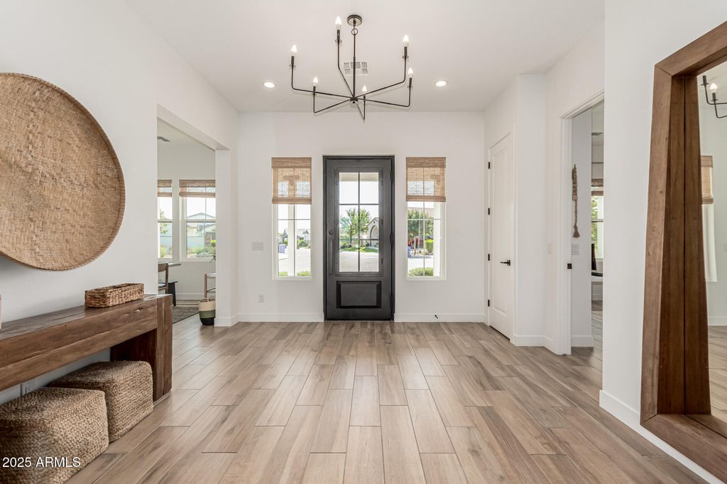 17546 W MONTPELIER Street, Surprise, AZ 85388 — photo 4