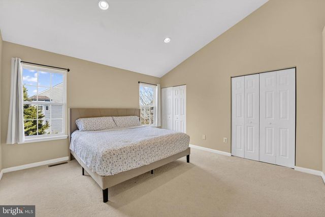 42996 ASTELL ST, Chantilly, VA 20152