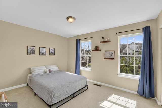 42996 ASTELL ST, Chantilly, VA 20152