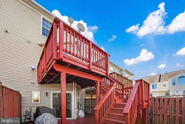 42996 ASTELL ST, Chantilly, VA 20152