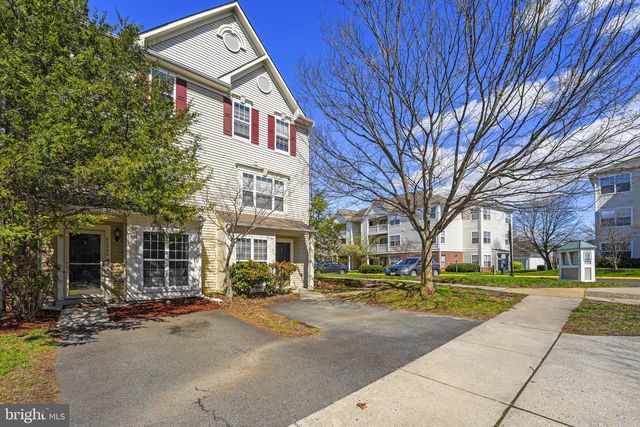 42996 ASTELL ST, Chantilly, VA 20152