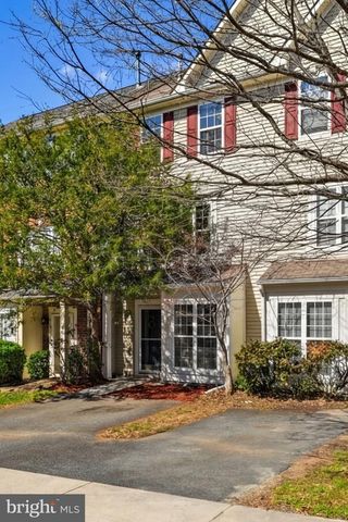 42996 ASTELL ST, Chantilly, VA 20152