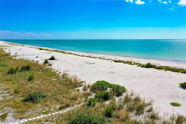 4717 Rue Belle Mer, Sanibel, FL 33957