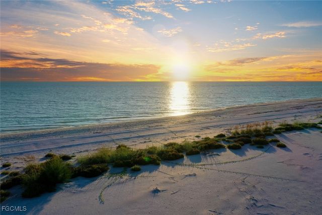 4717 Rue Belle Mer, Sanibel, FL 33957