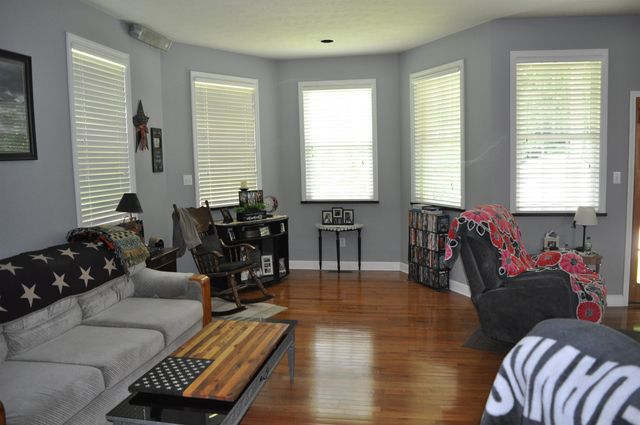 304 Dutey Drive, Coal Grove, OH 45638