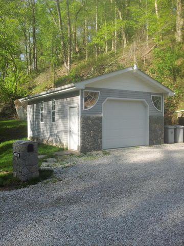 304 Dutey Drive, Coal Grove, OH 45638