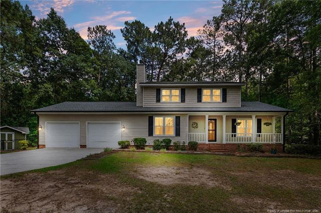 94 S Hillside Drive, Spring Lake, NC 28390