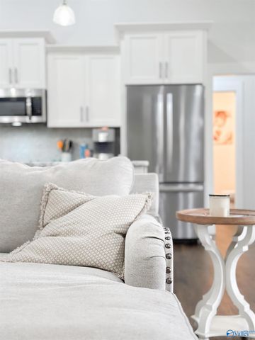 2713 Apsley Way, Decatur, AL 35603