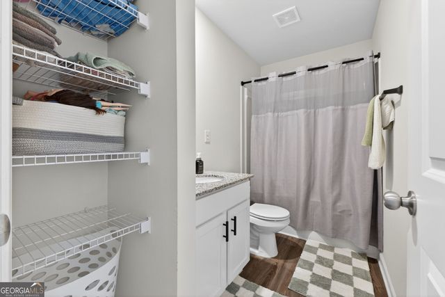 125 Red Oak Drive, Barnesville, GA 30204