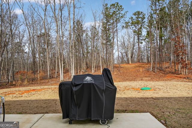 125 Red Oak Drive, Barnesville, GA 30204