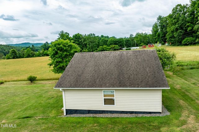 313 Lily Lane, Mountain City, TN 37683