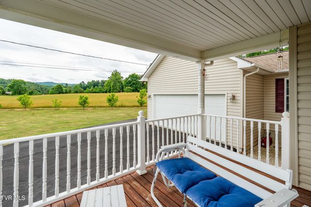 313 Lily Lane, Mountain City, TN 37683