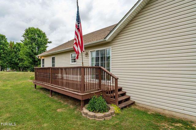 313 Lily Lane, Mountain City, TN 37683
