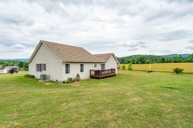 313 Lily Lane, Mountain City, TN 37683