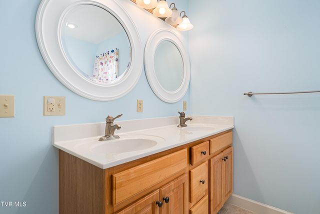313 Lily Lane, Mountain City, TN 37683