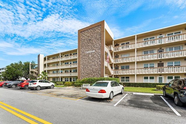 1027 Farnham O 1027, Deerfield Beach, FL 33442