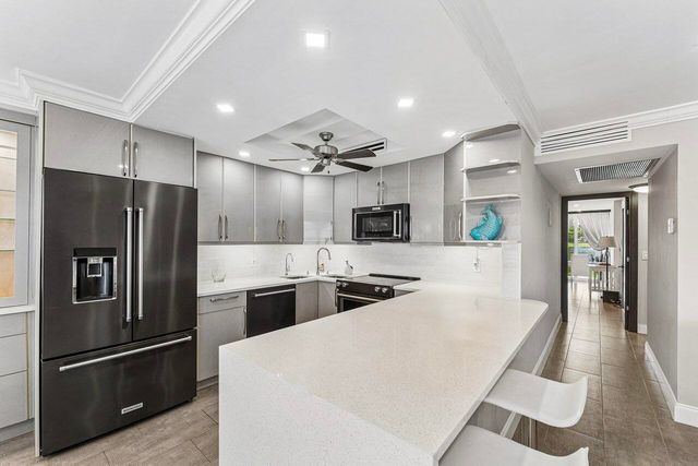 1027 Farnham O 1027, Deerfield Beach, FL 33442