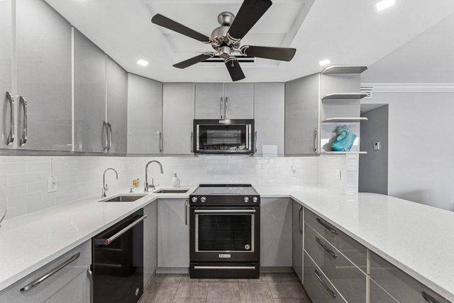 1027 Farnham O 1027, Deerfield Beach, FL 33442