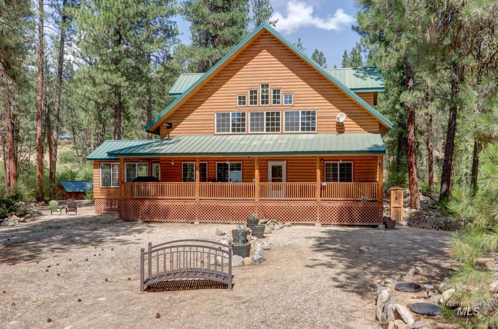 12 Larch Circle, Idaho City, ID 83631