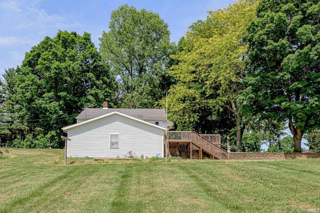 9100 E 500 S, Wolcottville, IN 46795