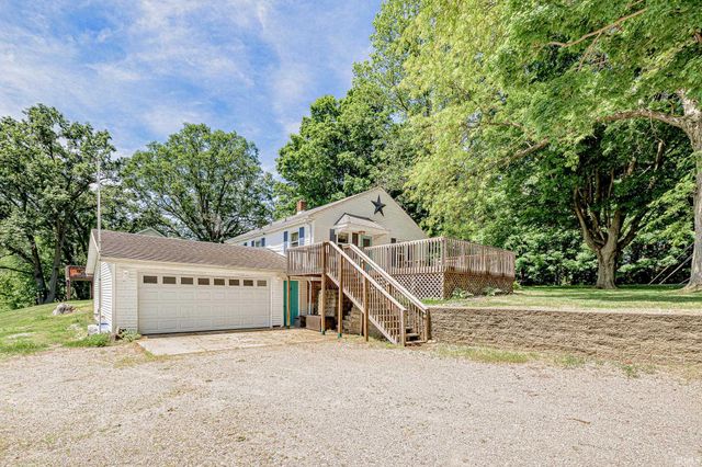 9100 E 500 S, Wolcottville, IN 46795