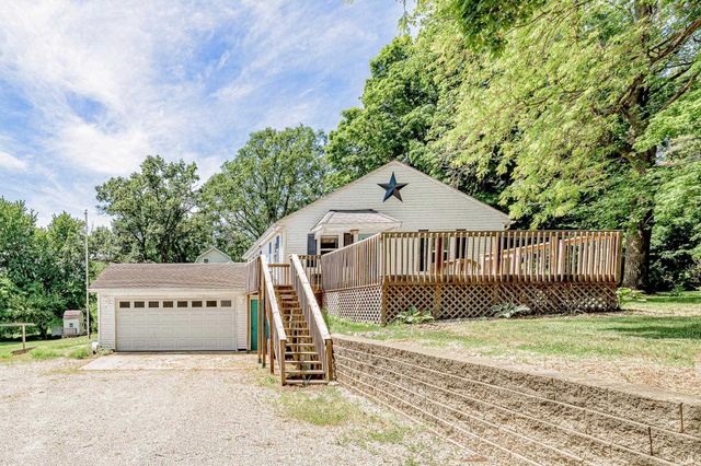 9100 E 500 S, Wolcottville, IN 46795