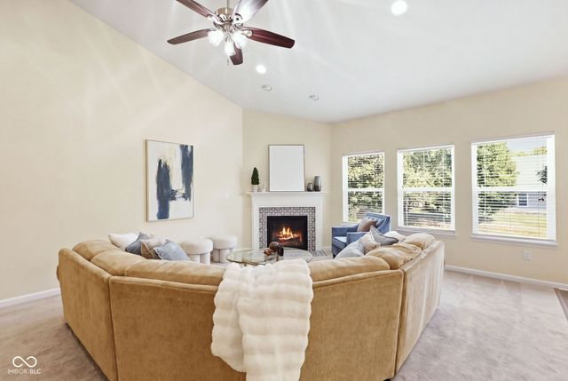 9713 Timberbrooke Boulevard, Mccordsville, IN 46055