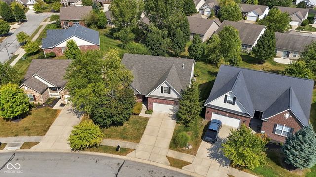 9713 Timberbrooke Boulevard, Mccordsville, IN 46055