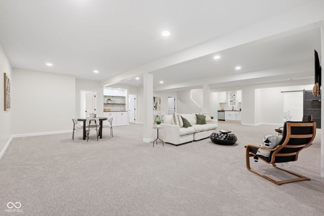 9713 Timberbrooke Boulevard, Mccordsville, IN 46055