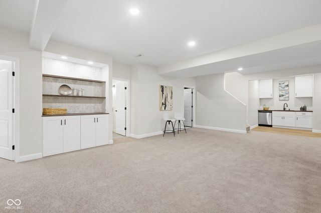 9713 Timberbrooke Boulevard, Mccordsville, IN 46055