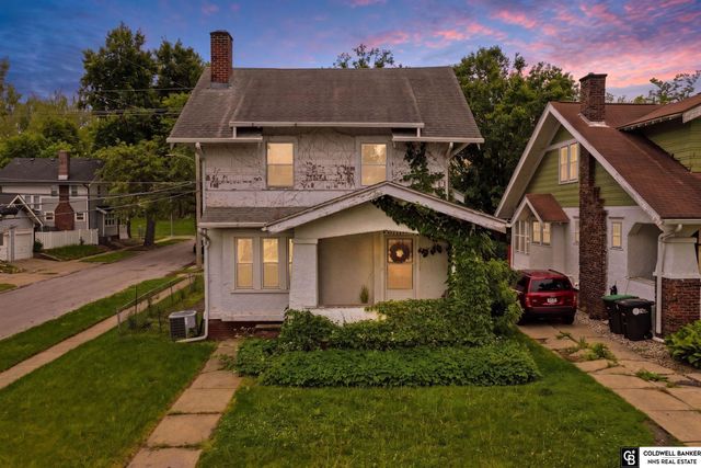 2851 Bauman Avenue, Omaha, NE 68112