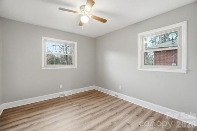 5326 Dolphin Lane, Charlotte, NC 28215