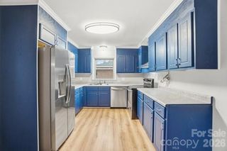 5326 Dolphin Lane, Charlotte, NC 28215