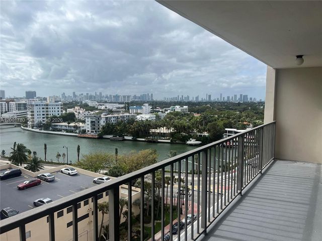 2625 Collins Ave 1101, Miami Beach, FL 33140
