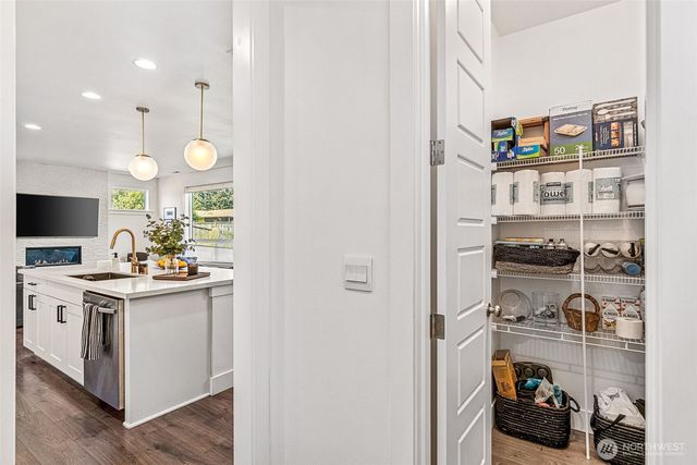 20803 9th Place W, Lynnwood, WA 98036
