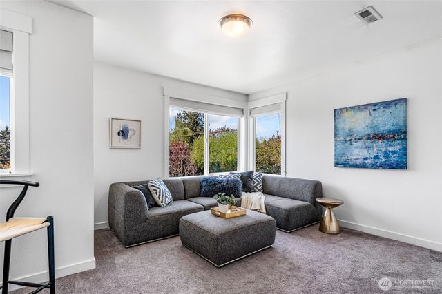 20803 9th Place W, Lynnwood, WA 98036
