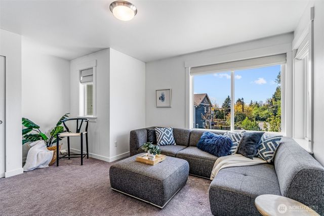 20803 9th Place W, Lynnwood, WA 98036