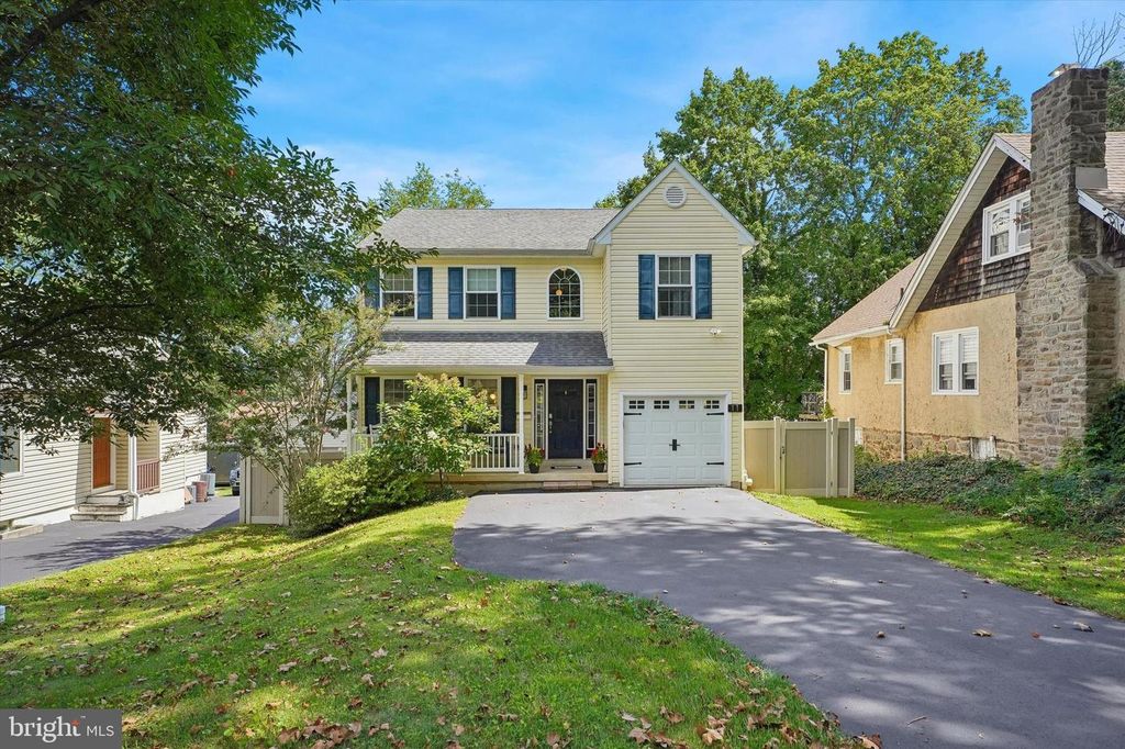 11 NORTHWOOD RD, NEWTOWN SQUARE, PA 19073 — exterior