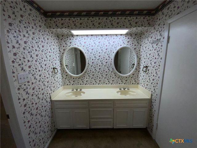 2429 Canyon Creek Drive, Temple, TX 76502