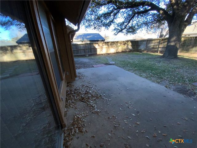 2429 Canyon Creek Drive, Temple, TX 76502