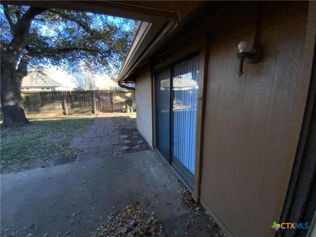 2429 Canyon Creek Drive, Temple, TX 76502