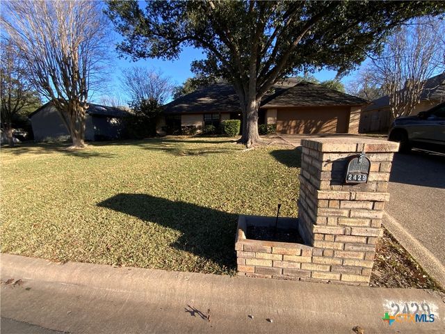 2429 Canyon Creek Drive, Temple, TX 76502